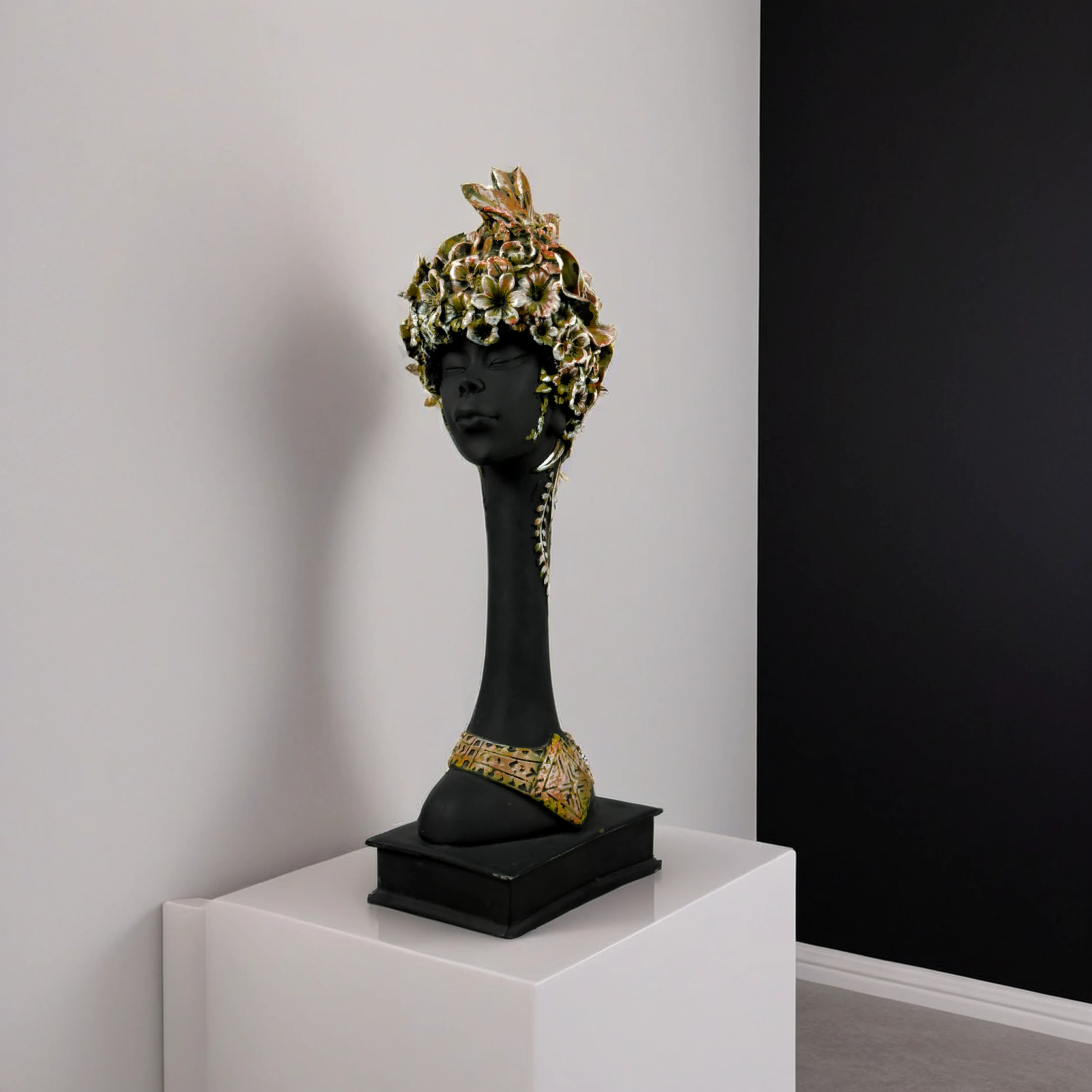 Royal Bloom Lady Bust